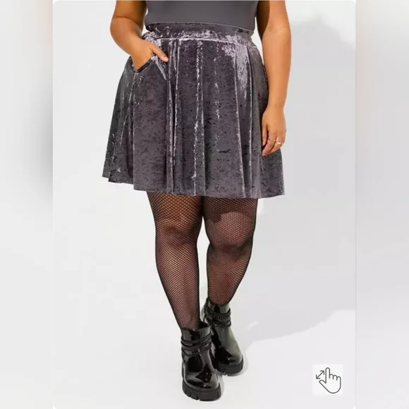 Torrid Mini Velvet Skater Skirt - Picture 3 of 5